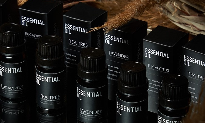 Detoxifying Your Scalp: Essential Oils for a Cleansing January Reset